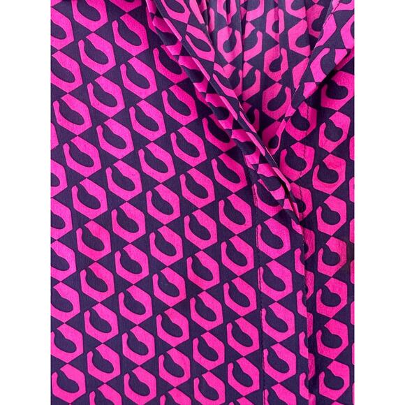 Diane von Furstenberg Silk Button Blouse Pink Navy Top Lorelei Chain DVF Size 8 - Picture 14 of 16